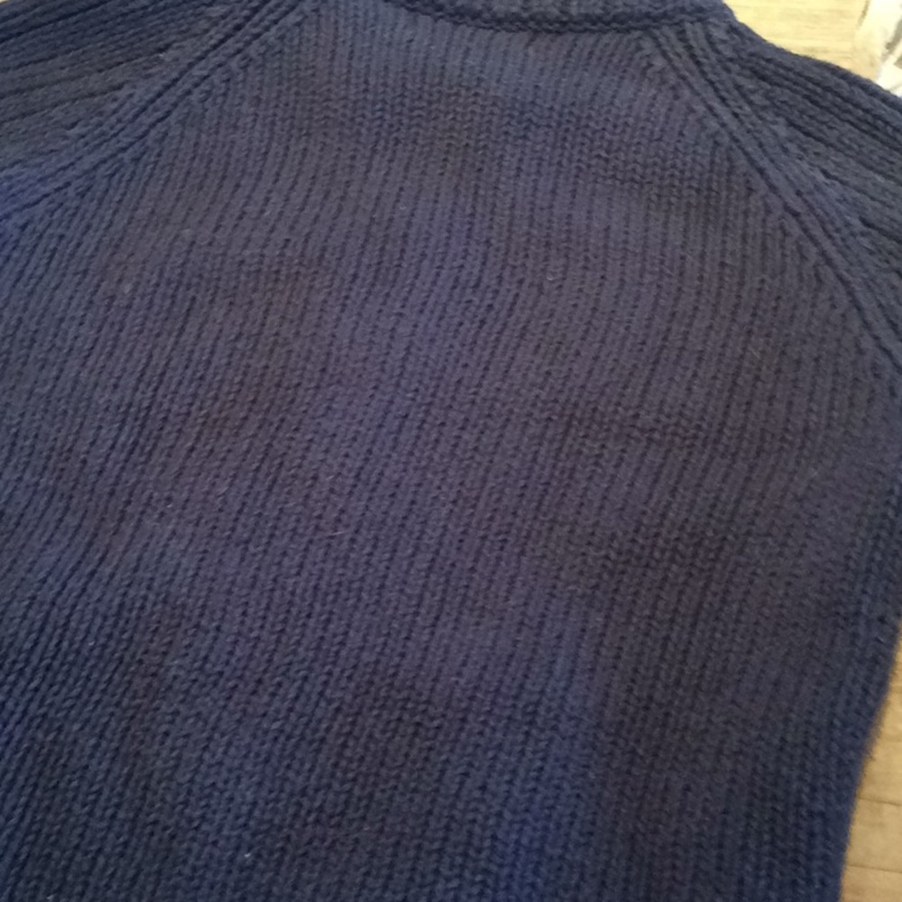 Sweater - Picture 5 of 5